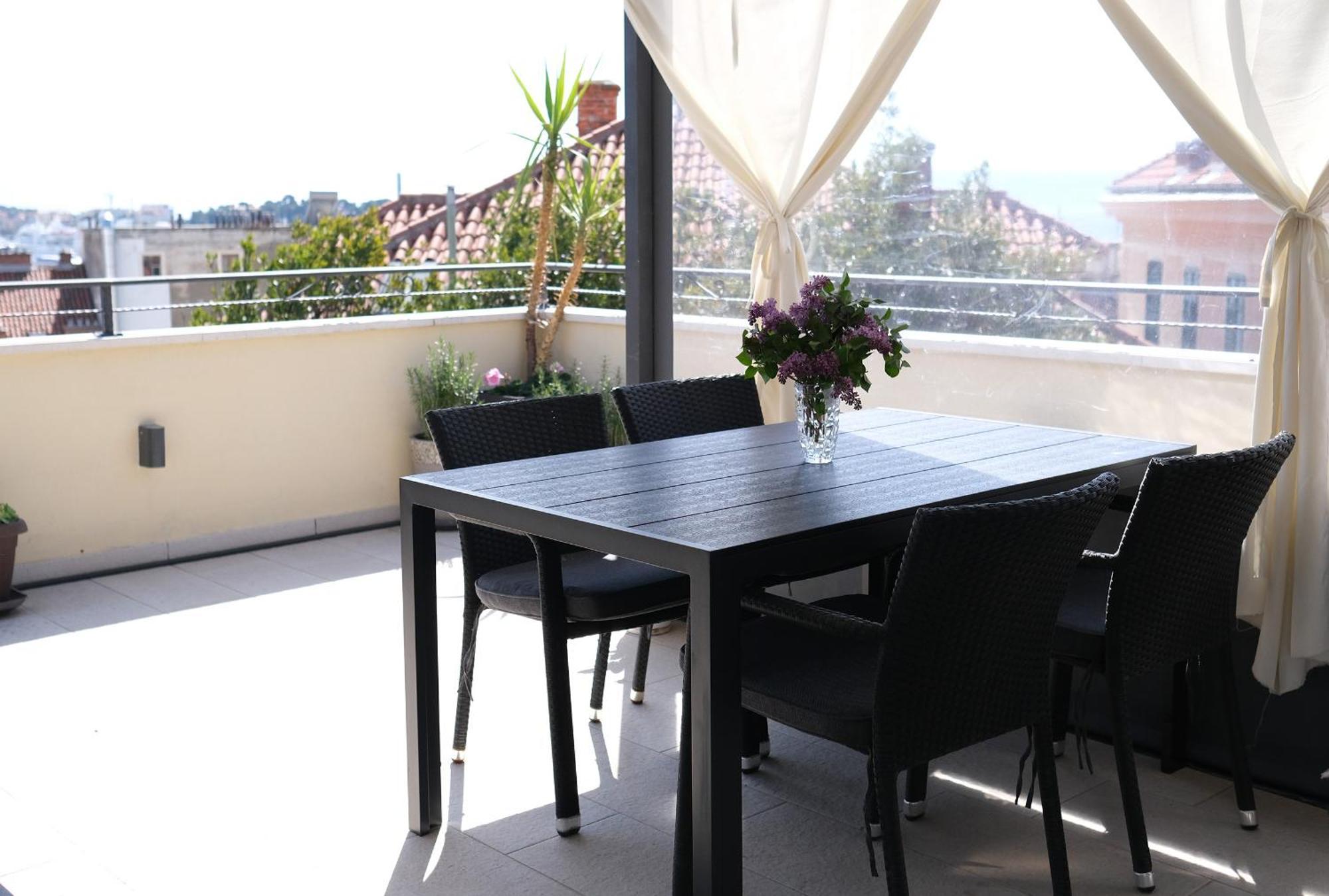 Prime Location Penthouse Apt With A Large Terrace Split Zewnętrze zdjęcie