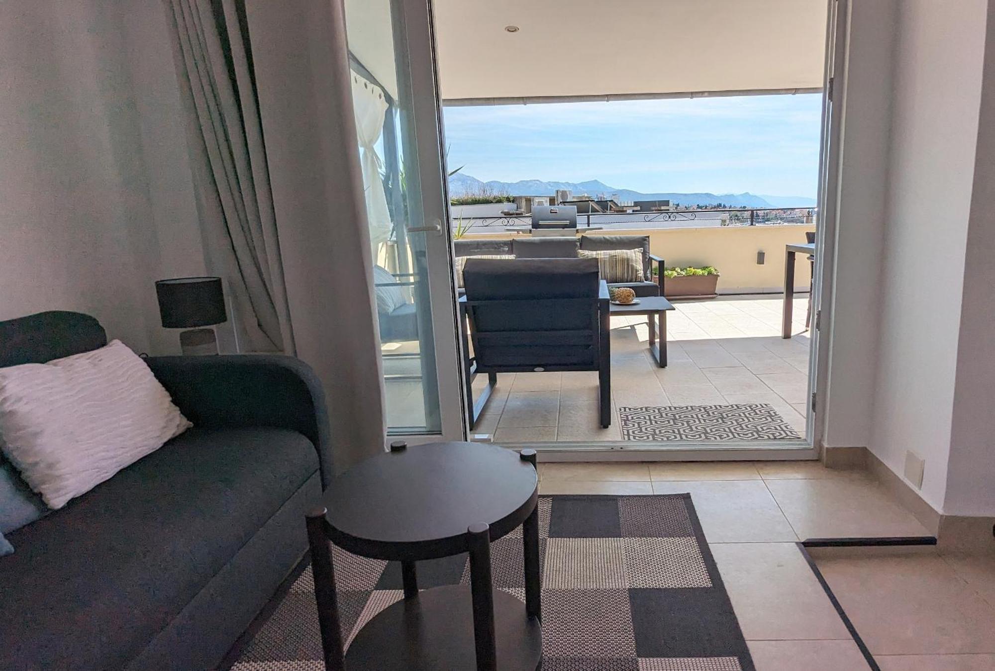 Prime Location Penthouse Apt With A Large Terrace Split Zewnętrze zdjęcie